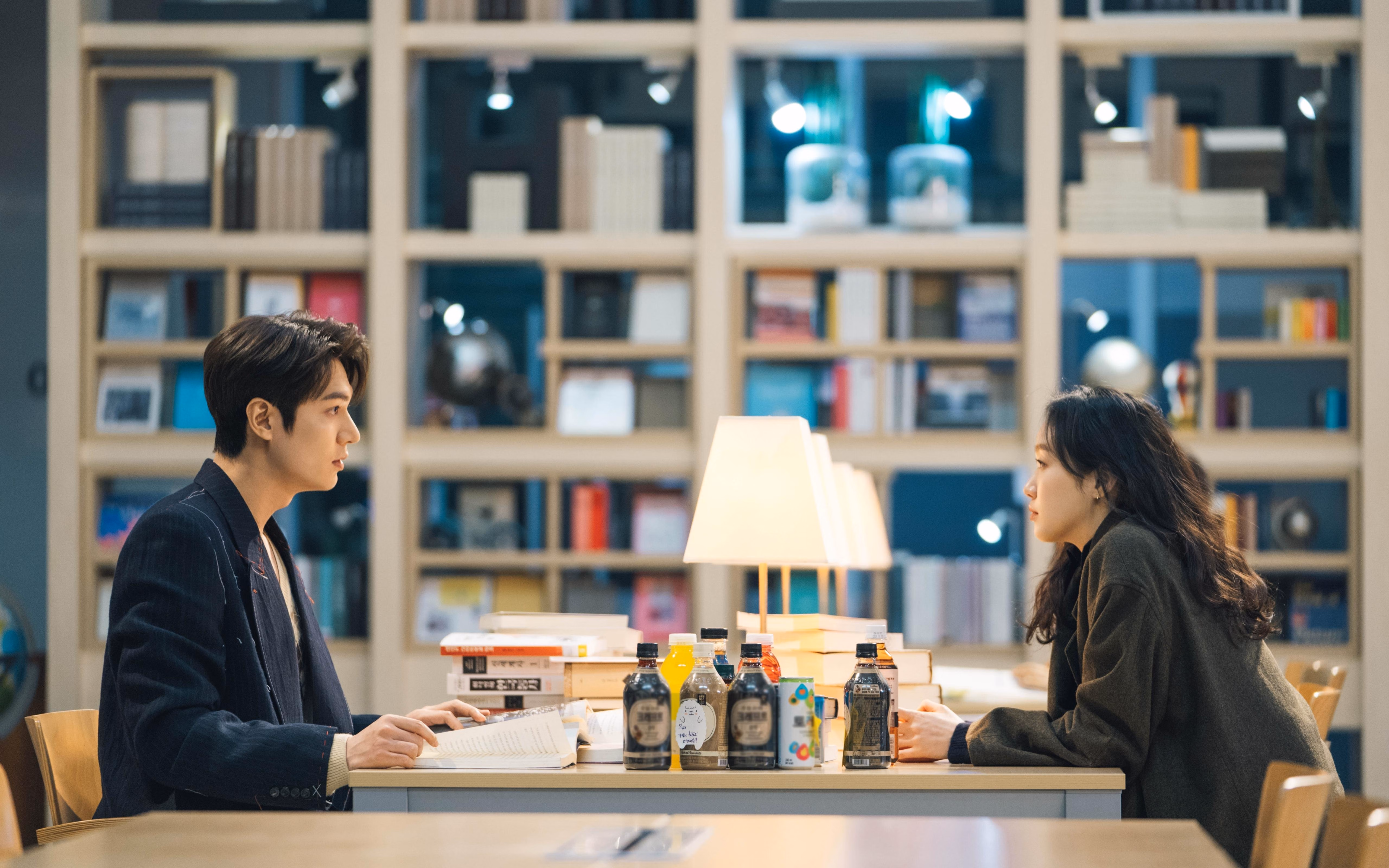 开云电竞账号入口-全球多元化：赛车运动的文化融合，赛车运动对促进汽车大众化的作用如何